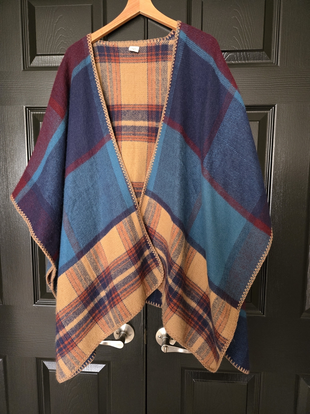 Francesca’s Plaid Open Front Blanket Poncho Cape Teal Burgundy Orange One Size